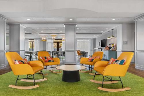Spark By Hilton Charlotte Tyvola I-77 Image