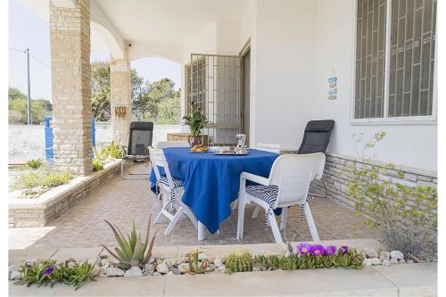 Μπαλκόνι ή βεράντα στο Villa Milon Near The Sea - Happy Rentals