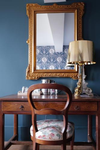 Photo de la galerie de l'établissement L’Auberge du Château, à Dampierre-en-Yvelines