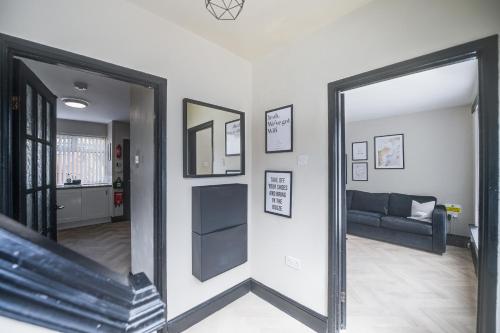 Poppy's Place - Manningham Road photo 20