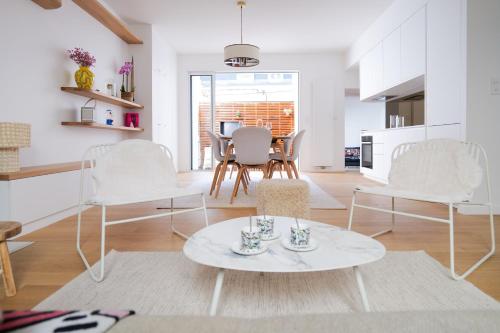 Superbe maison de ville à deux pas de la plage des Sables 8 personnes