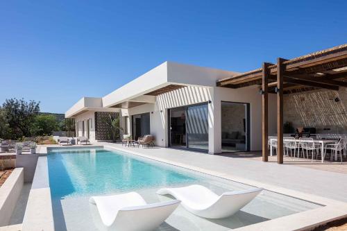 Villa Aglaea - Pool & Seaview - Holiways Collection