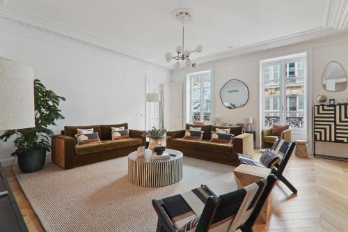 KAZA BELLA - Paris 8 Luxurious apartment close to Arc de Triomphe