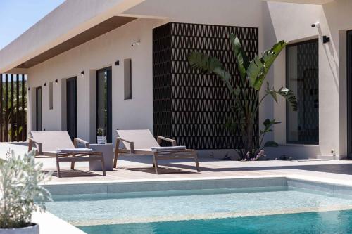 Villa Aglaea - Pool & Seaview - Holiways Collection