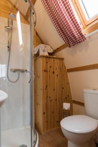 Ένα μπάνιο στο Eco Pod 2 At Tapnell Farm