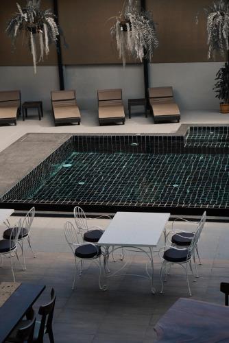Kolam renang di atau dekat dengan Peppery Hills