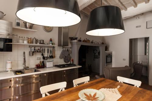 Una cocina o zona de cocina en Casa Breccia