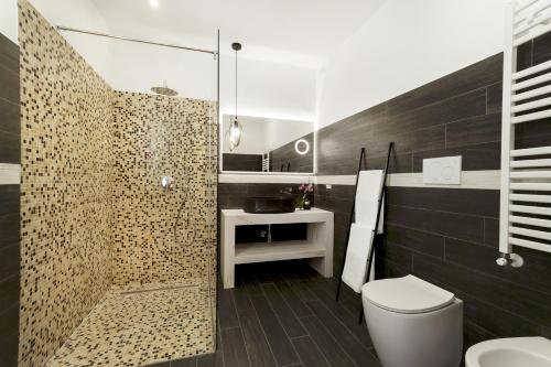 Chambre Lit King-Size avec Balcon
