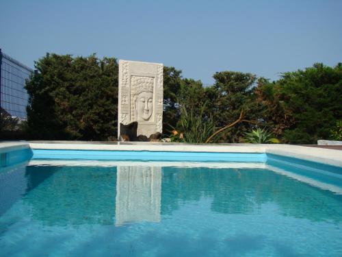 VILLA NALA Meer- Bergblick, solarbeheizter Pool, ruhige TOP Lage, alles zu Fuß erreichbar