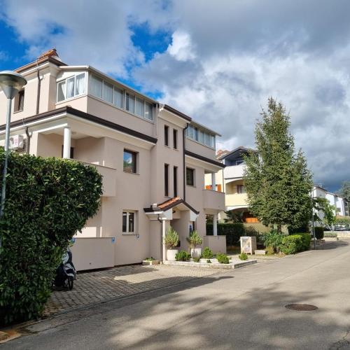Apartments Krizine