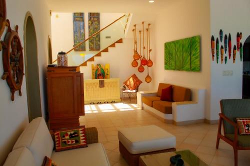 Zona de estar de Nisiros Spacious Beachfront home