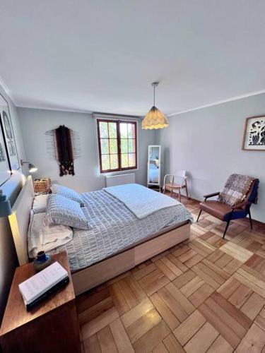 Ένα ή περισσότερα κρεβάτια σε δωμάτιο στο Preciosa casa en Providencia