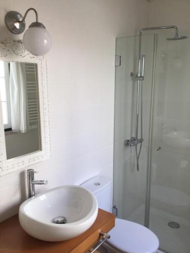 Ένα μπάνιο στο Casa Azenhas Mar