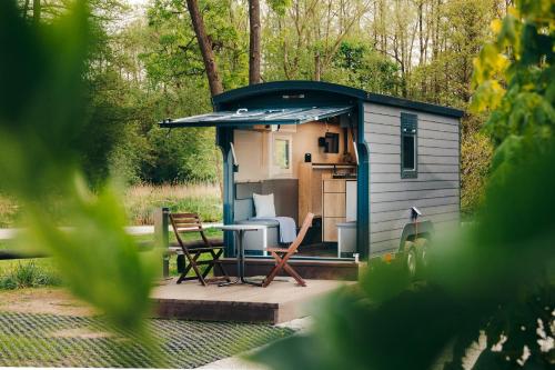Κήπος έξω από το Camping-Lodge für 2 Prs
