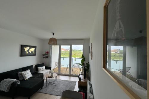 Photo de la galerie de l'établissement Beautiful appt with balcony in Blainville-sur-Orne, à Blainville-sur-Orne