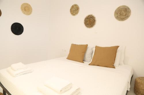 Gallery image of Villa Aderfia with private hot tub in Ornos