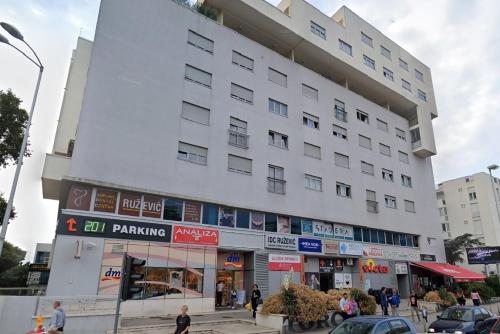 Apartments with WiFi Split - 22773