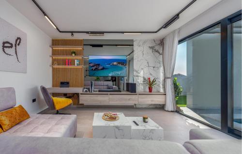 Beautiful Home In Zadar