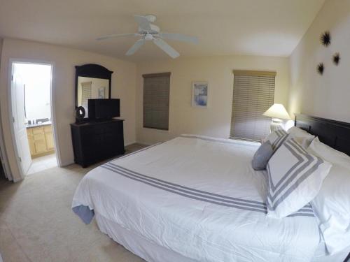 Panoramic 4BR Superior Pool Home near Disney Parks photo 9