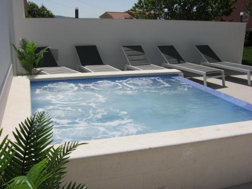 Apartment in Ka tel Sucurac with Sea View