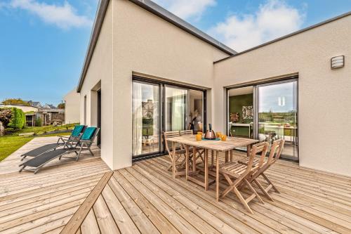 Le 101 - Plage du Dossen à Santec à 1.5 km