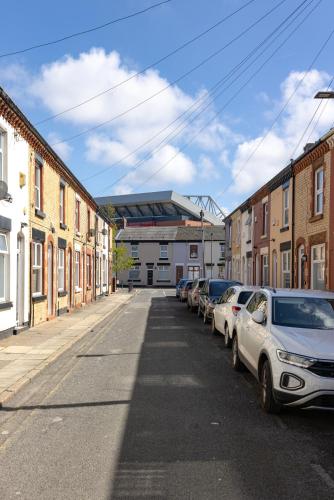 Gorst House - Walk to Anfield - Free parking photo 10