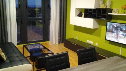 Gallery image of Apartamento Golf Buenas Vistas in Cirueña