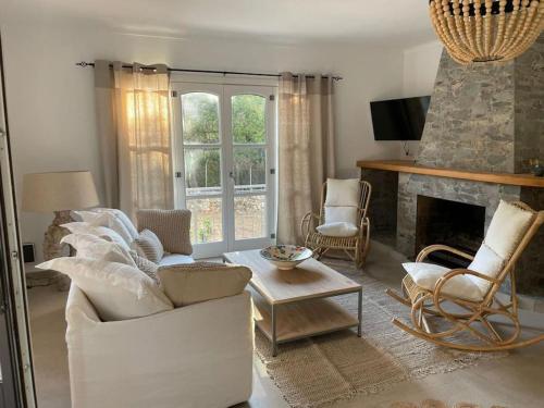 Strandnahe Finca mit Pool, Wifi, Klima, Heizung, Tischtennis, Trampolin in Alcudia