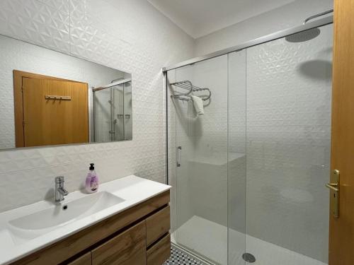 Bathroom sa Algarve Porto Belo Apartment