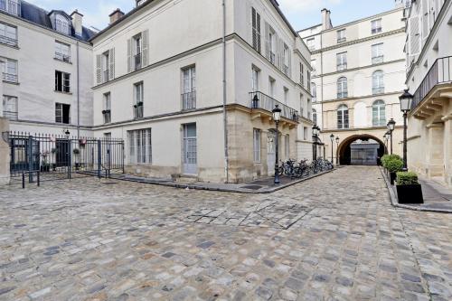 Pick A Flat's Apartment in Place Vendôme - Rue Duphot