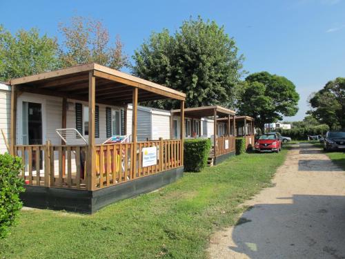 Gallery image of Holiday Home Camping Butterfly-1 by Interhome in Peschiera del Garda