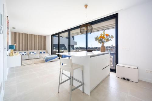 La Vida Feliz Andalucia - Andalusian Garden with Sea Views, Higueron West, Fuengirola