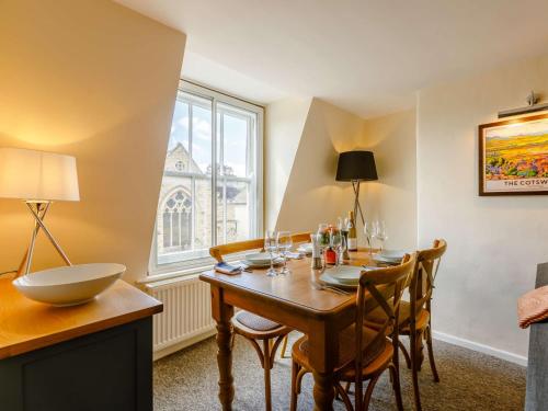 Minuman di 2 Bed in Winchcombe 83182