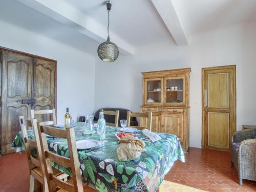 Χώρος καθιστικού στο Apartment Le Cadiero by Interhome