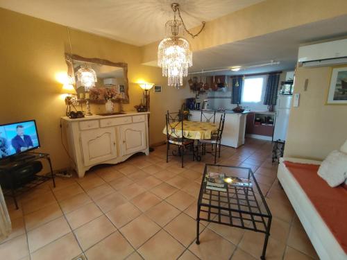 Villa 16, La Palmeraie, au village naturiste