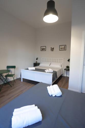Tammurriata Nera Bedroom