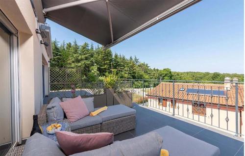 Μπαλκόνι ή βεράντα στο Amazing Home In Porec With Wifi
