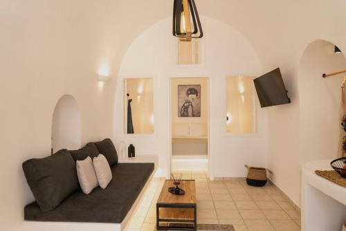 The Wine Cellar House by A Terre Cave Villas