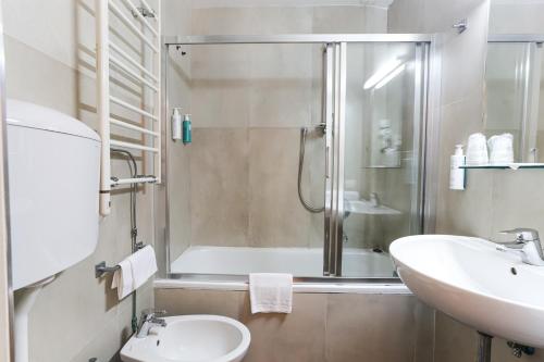 Koupelna v ubytování Albergo Firenze