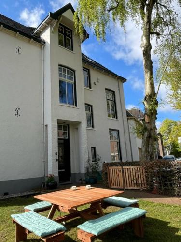 Το κτήριο όπου στεγάζεται  το bed & breakfast