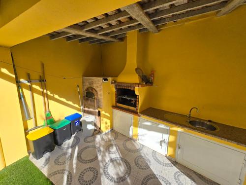 Ảnh trong thư viện ảnh của Manta Treasure - Beach+WiFi+Barbecue+Backyard ở Vila Nova De Cacela