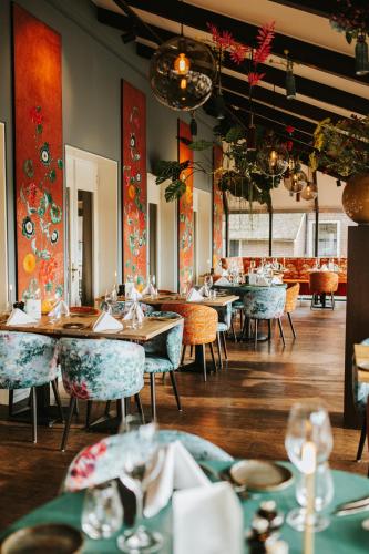 Hotel Wesselingにあるレストランまたは飲食店