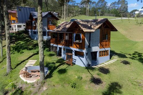 une vue aérienne sur une maison dans l'établissement Chalé Urubici - Morada nas Montanhas, à Urubici