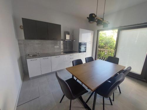 Apartman Lili Podgora