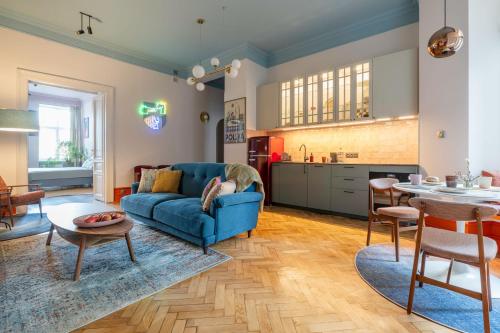 Two bedroom apartment-Dietla 11- Wawel Castle view