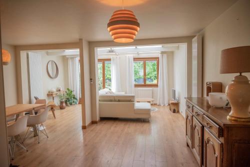 Photo de la galerie de l'établissement Belle maison lumineuse et paisible, à Reims