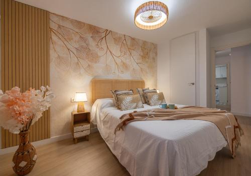 Málaga centro bonito Apto amplio y confortable wifi escritorio