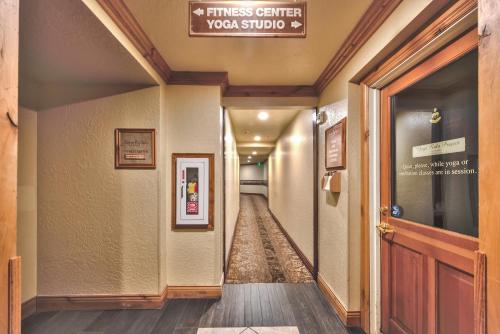 Φωτογραφία από το άλμπουμ του Ski in/out at Westgate, 2BR Condo, Resort amenities, Multiple Pools, Onsite Spa, & Restaurant 4504 σε Παρκ Σίτι