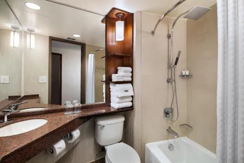 The Westin Bonaventure Hotel & Suites, Los Angeles photo 7