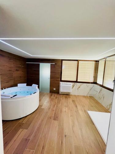 Suite169 Gold photo 18